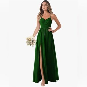 New with Tags Emerald Green Bridesmaid Dress Size 20 Plus